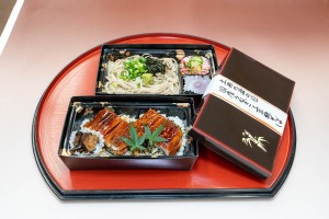 国産うなぎと三瓶そば弁当