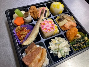 230117_ここだけ睦月ごちそう弁当